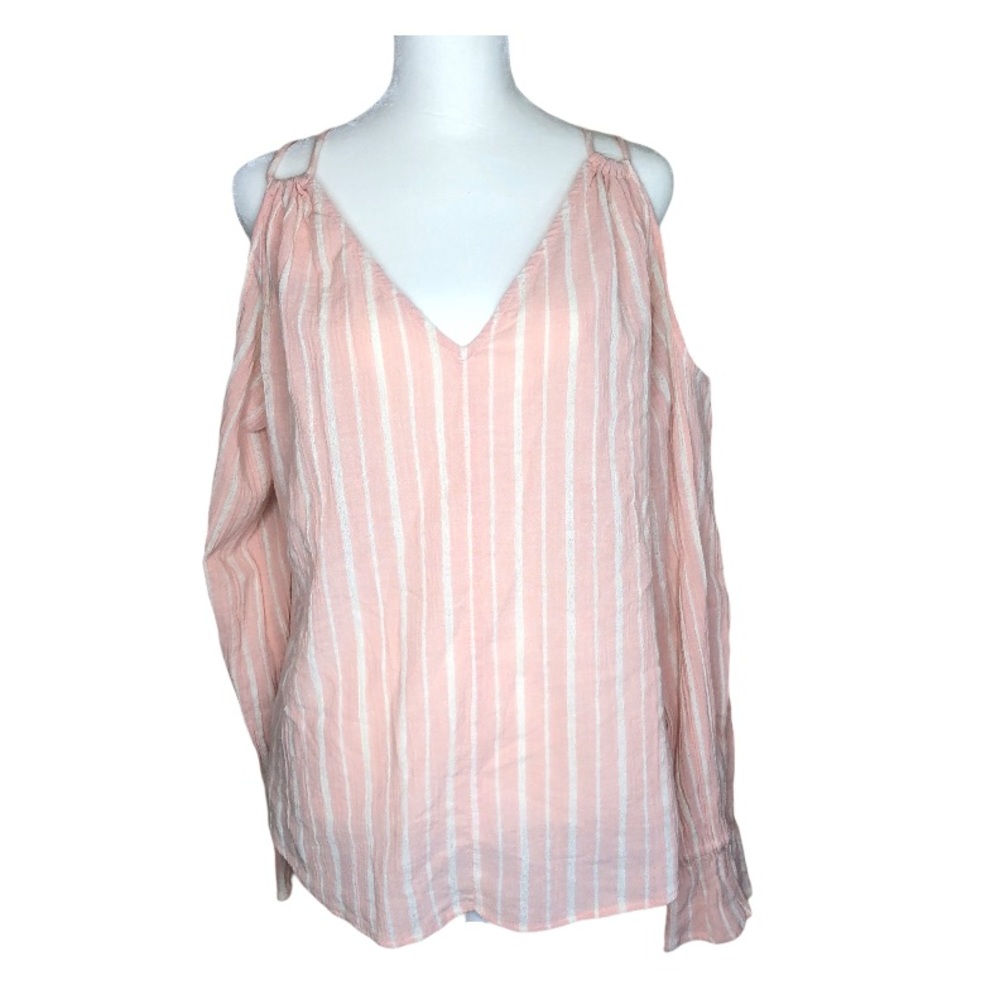 Jessica Simpson NWT Cold Shoulder Bell Sleeve Top